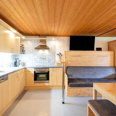 Appealing With Panoramic Views Appartement Gaschurn