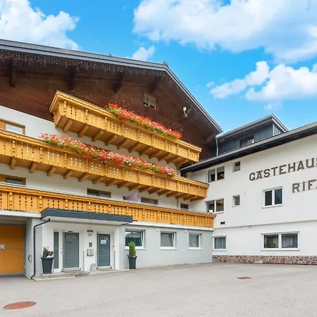 Apartment Appealing With Panoramic Views *