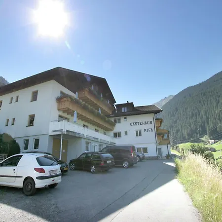 Appealing With Panoramic Views Apartment *